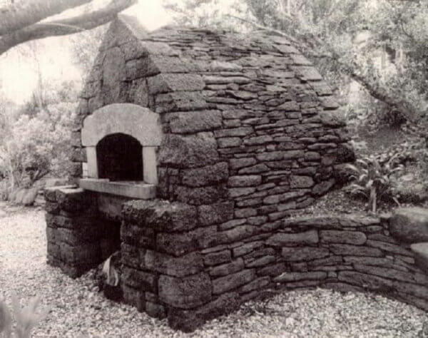 outdoor-stone-oven-alan-scott-oven