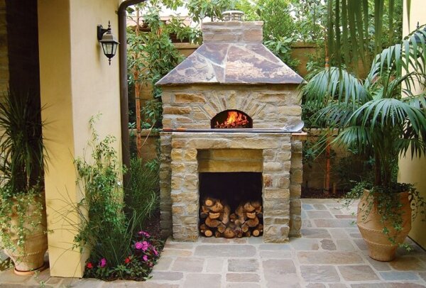 mugnaini-stone-pizza-oven